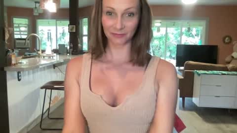 Snapshot of kaileeshy chatting on September 20, 3:53 am Kailee Smile online show from September 20, 3:53 am