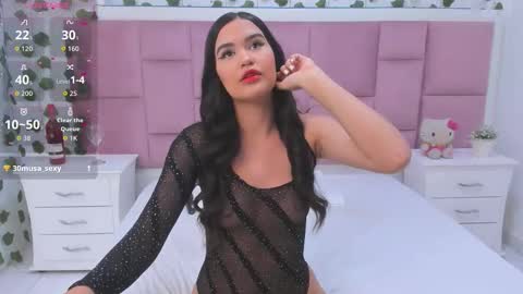 kelly online show from February 5, 11:36 am