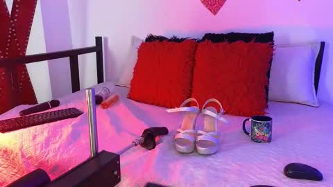 Snapshot of kairy4x chatting on February 18, 7:41 pm Kairy online show from February 18, 7:41 pm