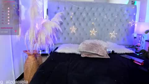 Kaitlyn Brown online show from October 1, 8:02 am