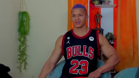 Snapshot of kale_tomson chatting on February 18, 4:36 pm kale thomson online show from February 18, 4:36 pm