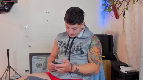 Snapshot of kaledd_musclee chatting on March 8, 5:01 pm Kaledd musclees room Master online show from March 8, 5:01 pm