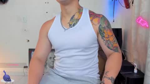 Snapshot of kaledd_musclee chatting on March 6, 7:54 pm Kaledd musclees room Master online show from March 6, 7:54 pm
