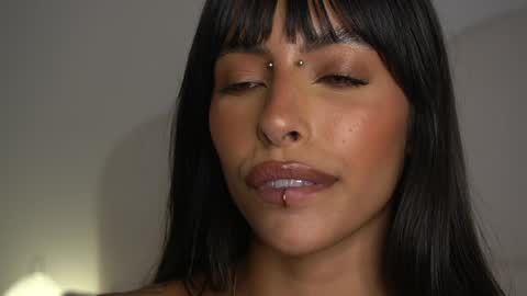 kaligray10 online show from February 7, 9:04 pm