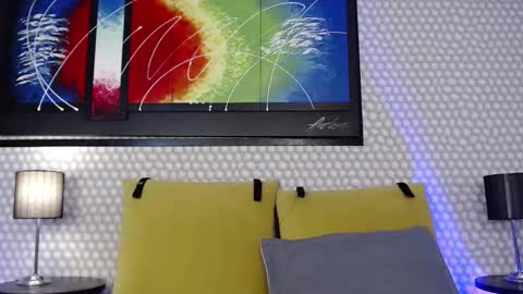 Kami online show from January 18, 8:29 pm