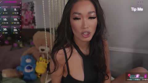 kamilee__xo online show from September 17, 3:26 pm