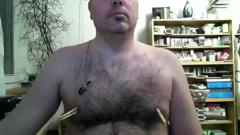 Snapshot of kamiluc1974_2 chatting on February 25, 9:37 pm Kamil Lipovy online show from February 25, 9:37 pm