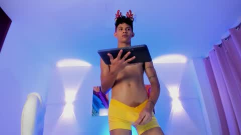 Kami online show from November 27, 6:59 pm