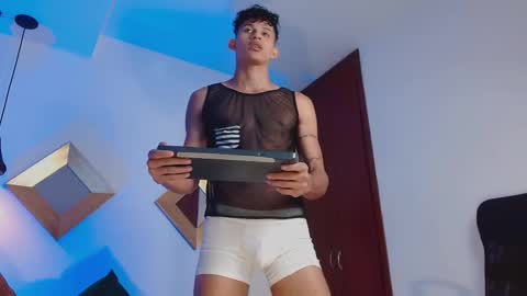 Kami online show from March 27, 6:31 pm