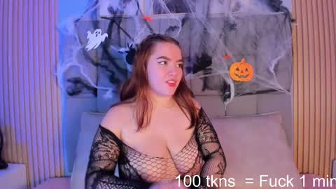 kandyfrees online show from November 1, 7:35 pm