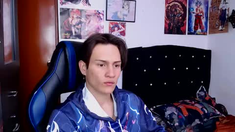 Snapshot of kanekixxxhot chatting on March 1, 6:21 pm andres online show from March 1, 6:21 pm