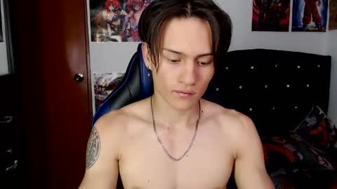 Snapshot of kanekixxxhot chatting on March 6, 8:05 pm andres online show from March 6, 8:05 pm