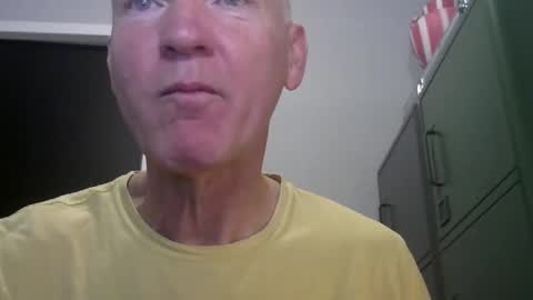 Robbie online show from November 23, 5:27 am