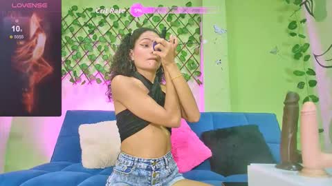 Karen  online show from October 1, 2:27 pm