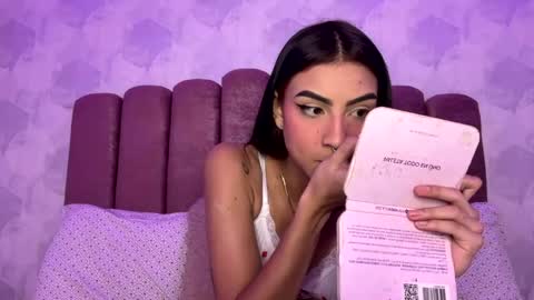 karen_roxe online show from May 11, 9:56 pm