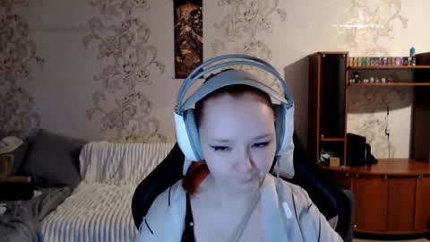 Lisa Backler online show from September 16, 4:43 pm