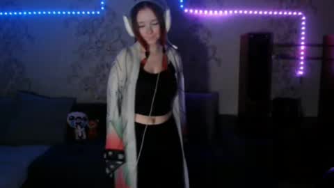 Lisa Backler online show from September 10, 4:41 pm