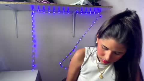 kariina candy and fox online show from July 5, 2:13 pm