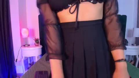 Snapshot of karin_ks chatting on February 13, 3:07 am Karina online show from February 13, 3:07 am