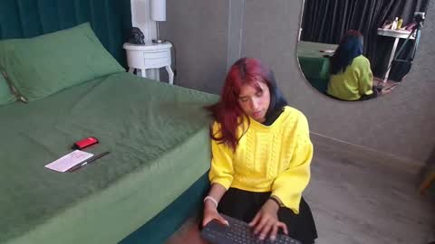 Snapshot of karin_ks chatting on February 14, 5:30 am Karina online show from February 14, 5:30 am