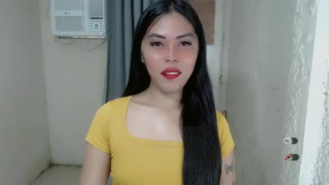 I AM BELLE online show from February 26, 2:52 am