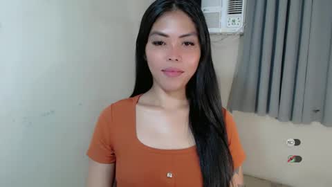 I AM BELLE online show from February 25, 3:52 am
