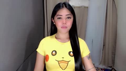 I AM BELLE online show from April 29, 2:44 pm