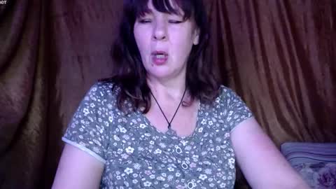 Snapshot of karina_ren chatting on October 16, 9:53 am Karina online show from October 16, 9:53 am