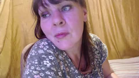 Snapshot of karina_ren chatting on October 18, 4:22 pm Karina online show from October 18, 4:22 pm