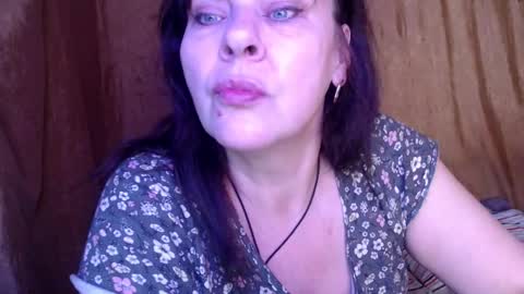 Snapshot of karina_ren chatting on February 15, 9:05 am Karina online show from February 15, 9:05 am