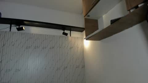 karinaaurora1 online show from November 1, 1:32 pm