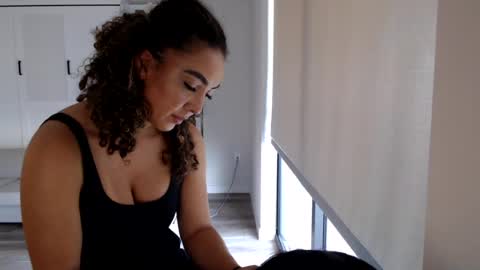 karinakummings online show from August 9, 4:56 pm