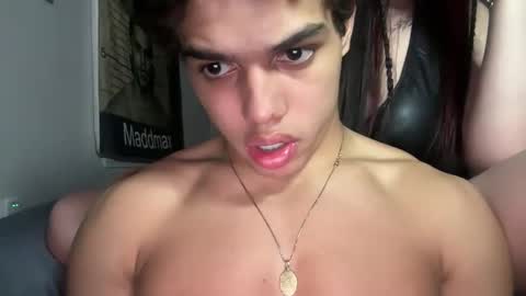 karina and justin online show from November 4, 12:17 pm