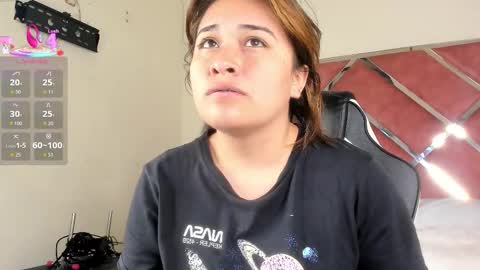 karinasanchezz online show from September 24, 6:53 am