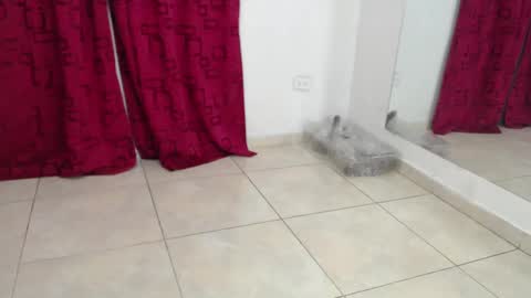 Snapshot of karinasimonz chatting on March 2, 7:34 pm KarinaSimonz online show from March 2, 7:34 pm