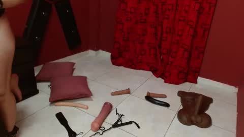 Snapshot of karinasimonz chatting on February 14, 2:28 am KarinaSimonz online show from February 14, 2:28 am
