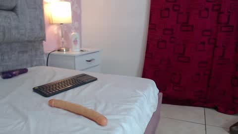 Snapshot of karinasimonz chatting on January 14, 10:44 pm KarinaSimonz online show from January 14, 10:44 pm