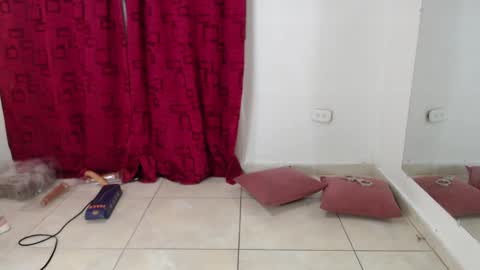 Snapshot of karinasimonz chatting on February 16, 7:38 pm KarinaSimonz online show from February 16, 7:38 pm