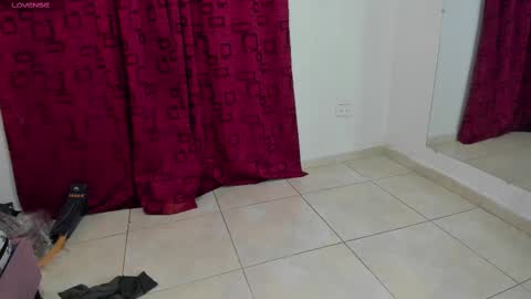 Snapshot of karinasimonz chatting on March 8, 8:03 pm KarinaSimonz online show from March 8, 8:03 pm