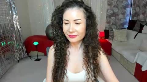 Snapshot of karinasweeety chatting on February 19, 12:33 pm KarinaSweeety online show from February 19, 12:33 pm