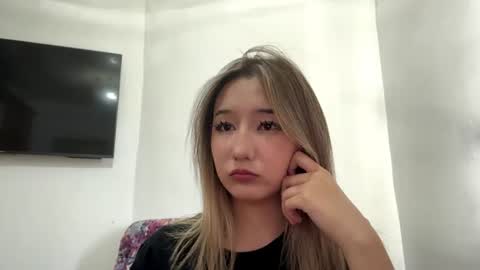 karissagius online show from July 10, 9:14 am