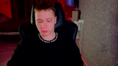 karl night online show from April 7, 6:21 pm