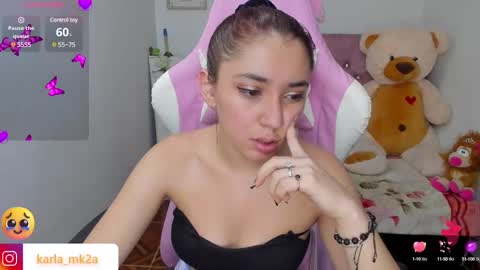 Snapshot of karla_cutee1 chatting on March 4, 11:08 am karla online show from March 4, 11:08 am