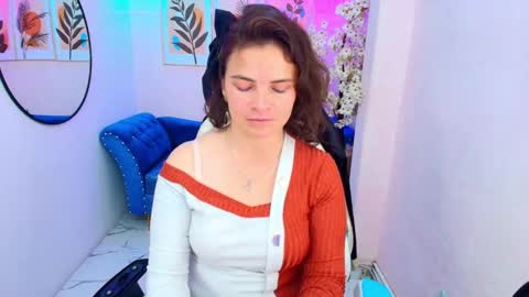 Snapshot of karla_esmeralda chatting on September 14, 4:26 am Karla online show from September 14, 4:26 am