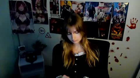 Karla online show from November 2, 1:33 pm