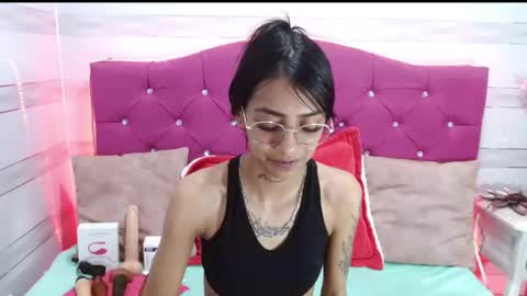karla_slutskinny online show from February 25, 3:20 am
