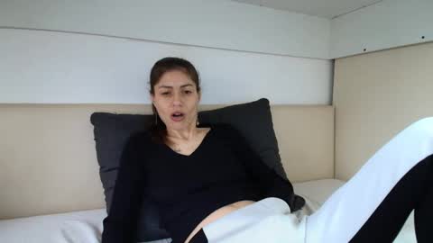 Snapshot of karladreamssex chatting on February 27, 6:35 am Crystyna online show from February 27, 6:35 am