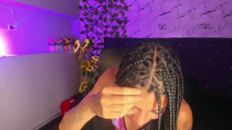 karlaslutskinny__ online show from May 8, 3:01 am