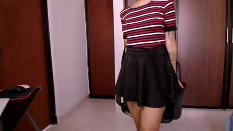 Snapshot of karlathmia chatting on December 10, 2:39 pm MARIA JONES 700AM COLOMBIA online show from December 10, 2:39 pm