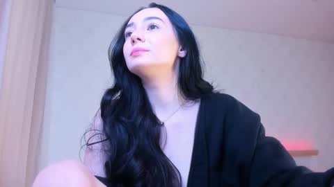 Snapshot of karli_grei chatting on December 10, 8:19 am karli_grei online show from December 10, 8:19 am